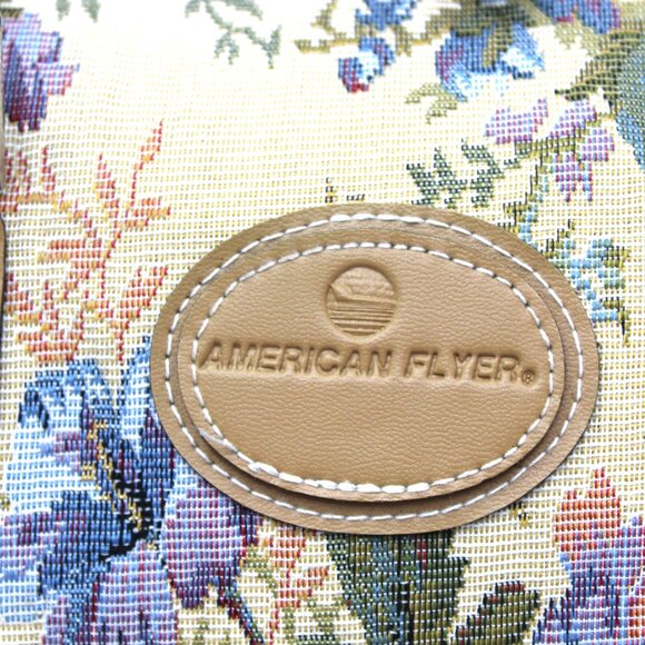 Vintage American Flyer Tapestry Large Carry-on Bag Duffle Pink Blue Floral - Picture 3 of 9
